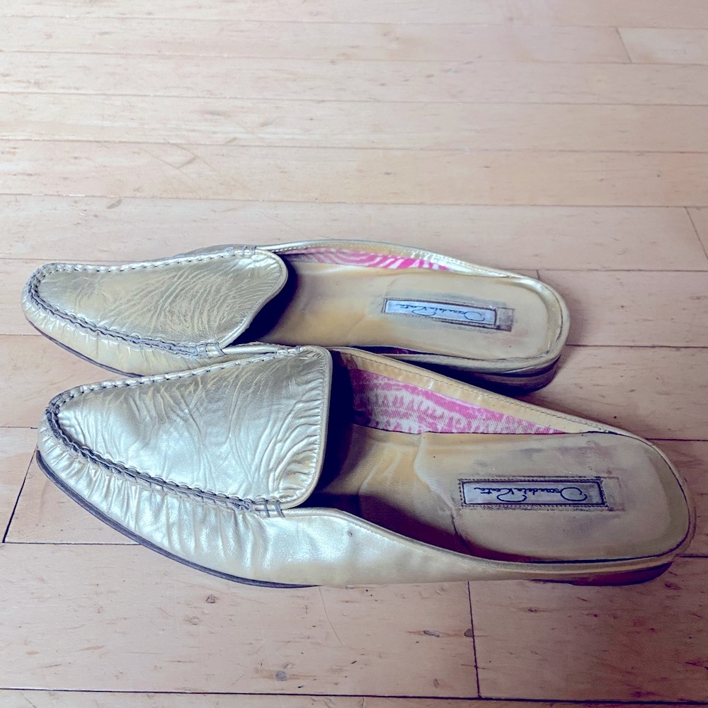 Oscar de la Renta Gold Leather Moccasins, Size 9